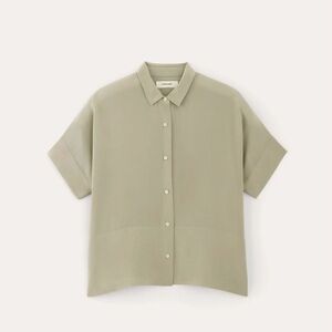 Everlane The Boxy Shirt in Washable Silk
